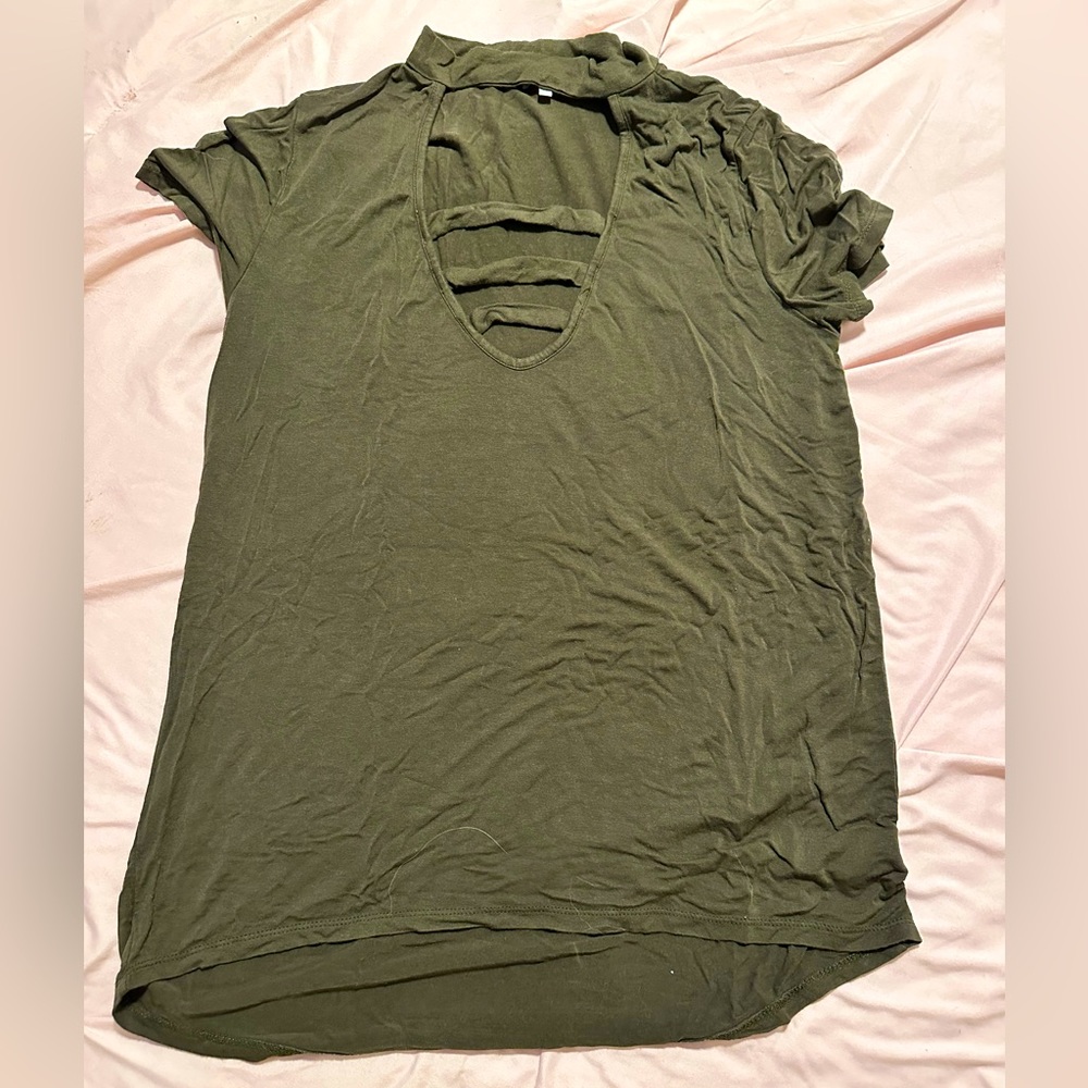 Charlotte Ruuse short sleeve shirt with open top